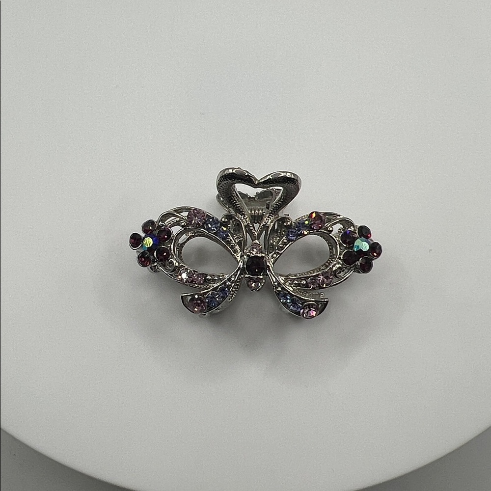 209. Elegant Silver and Rhinestone Hair Clip - Picture 2 of 4